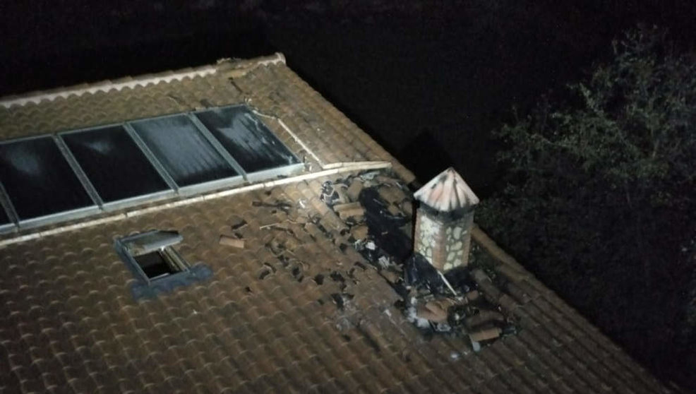 Incendio de una chimenea en una vivienda de Quintana de Toranzo