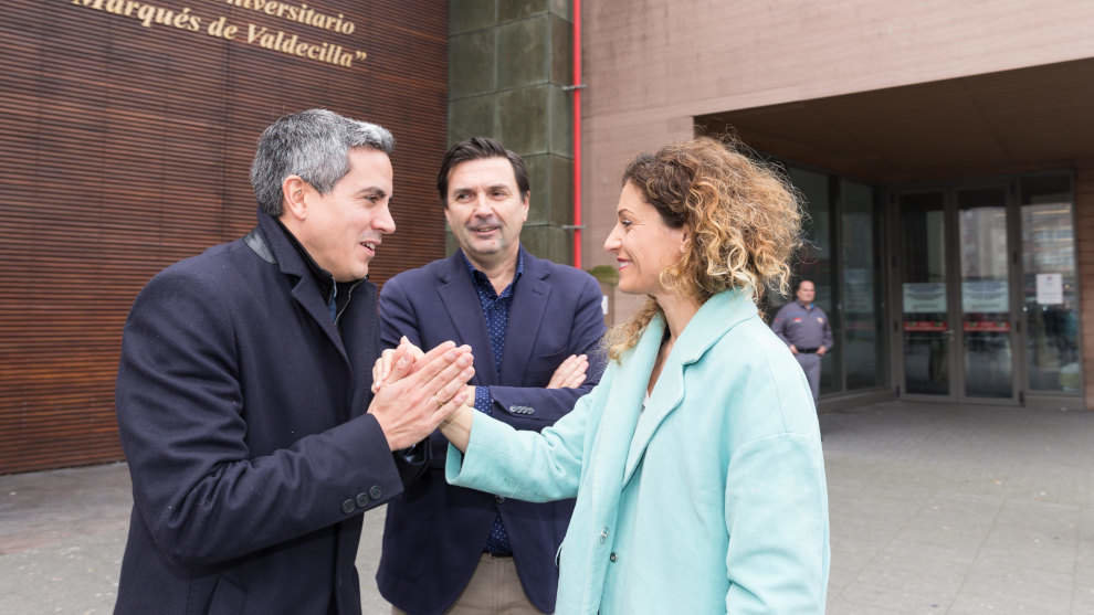 El vicepresidente de Cantabria, Pablo Zuloaga, y la delegada del Gobierno, Ainoa Quiñones