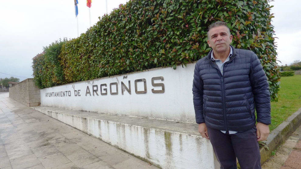 Alcalde de Argoños, Juan José Barruetabeña