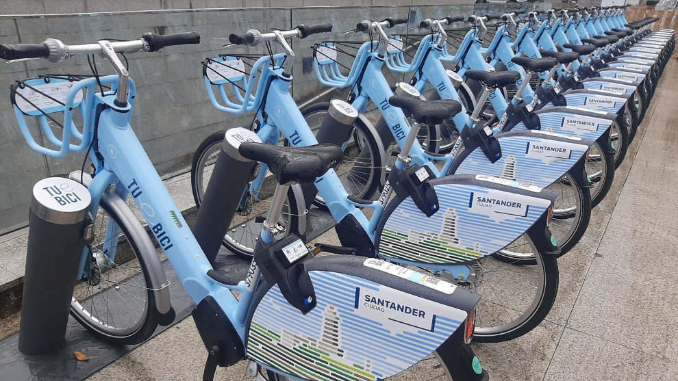 Bicicletas eléctricas del nuevo servicio de alquiler de Santander 