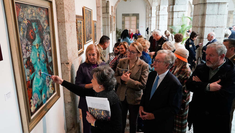 Inauguración de la exposición 'Pisano y los pintores cántabros de la Escuela de París' en el Parlamento