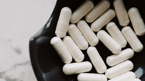 Alerta por daños graves y muertes por el uso prolongado de codeína con ibuprofeno