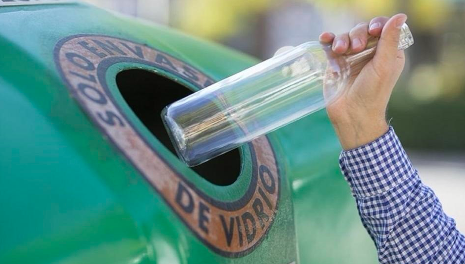Santander, entre las diez capitales que más reciclan vidrio de España