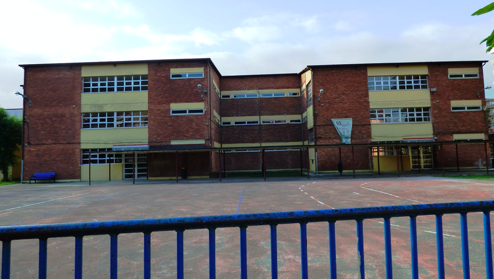 Colegio Juan de la Cosa, Santoña