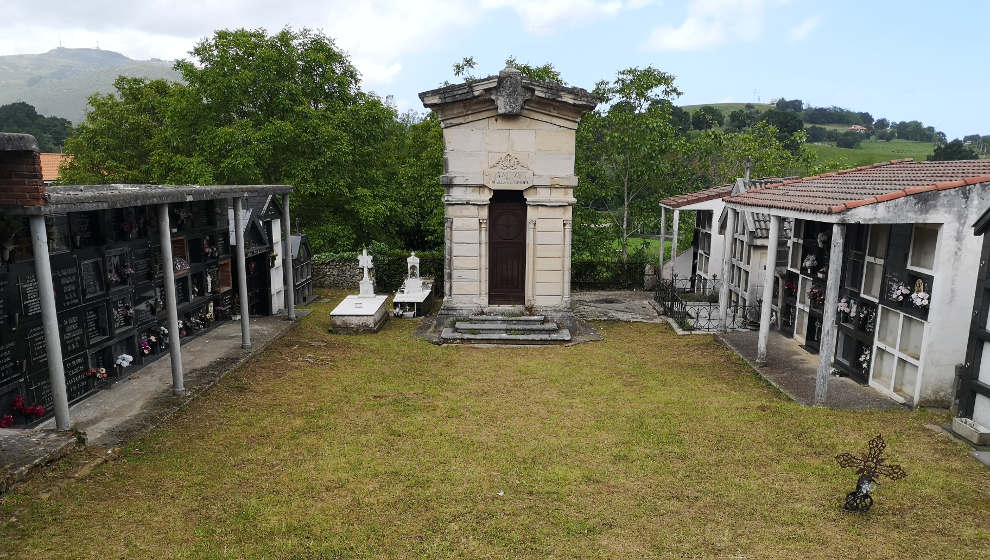 Imagen del cementerio de Hermosa tomada desde la entrada