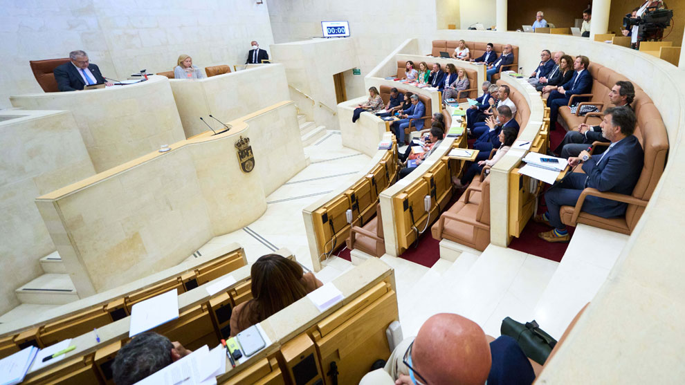El Parlamento de Cantabria rechaza derogar el delito de sedición, con la excepción del PSOE