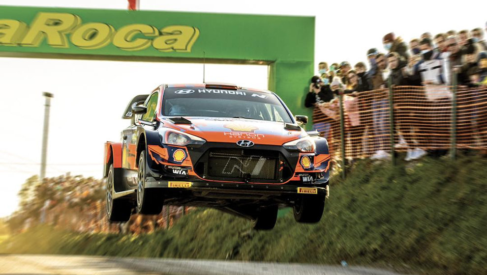 Dani Sordo y su Hyundai i20 WRC han sido el principal atractivo en la III Carrera de los Campeones
