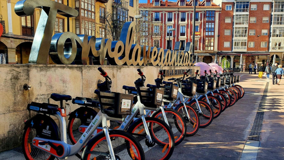 Las bicis eléctricas conquistan la ciudad, con más de 3.500 usuarios habituales