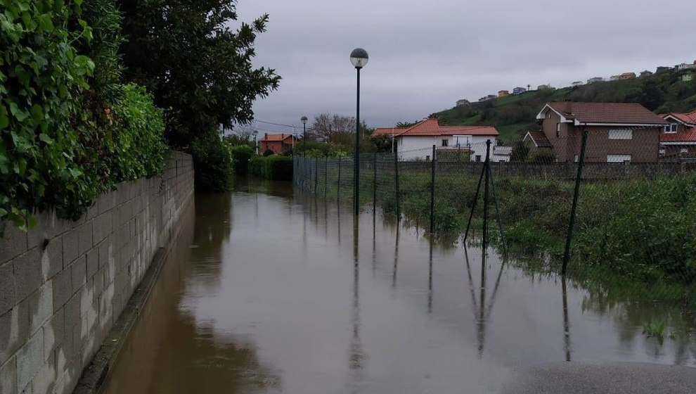 El Gobierno se compromete a colaborar con Suances para evitar las inundaciones