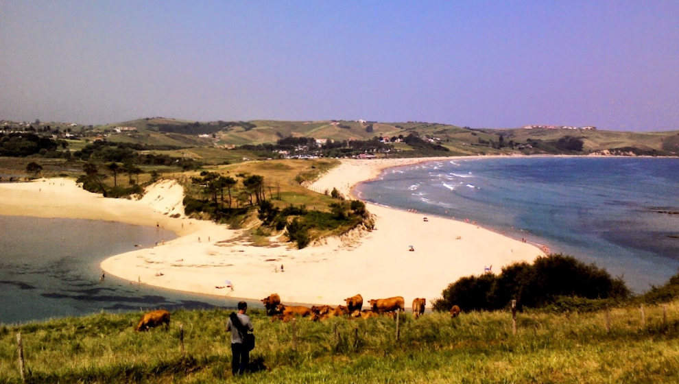 Cantabria empezará a perder playas en los próximos diez años