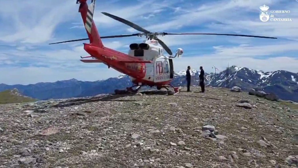 Rescatada en helicóptero una senderista francesa de 77 años que se había caído en Picos de Europa